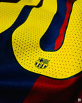 Barcelona Local 25/26 con parches de la UCL