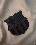 Barcelona Visitante 25/26 con parches de la UCL