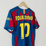 Barcelona Home 05-06 – Ronaldinho #10